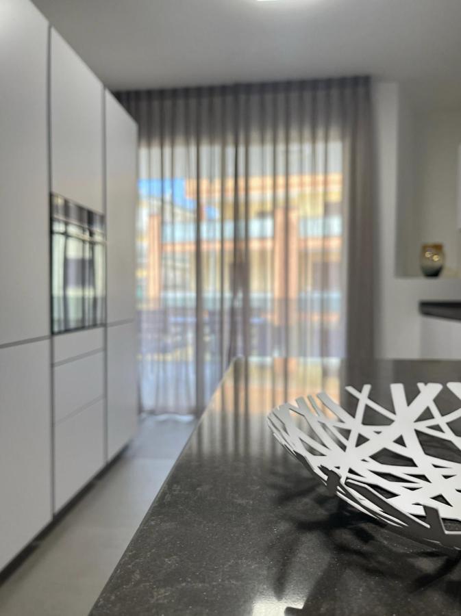 Modern And Spacious Appartement With Beach View. Gallipoli Ngoại thất bức ảnh